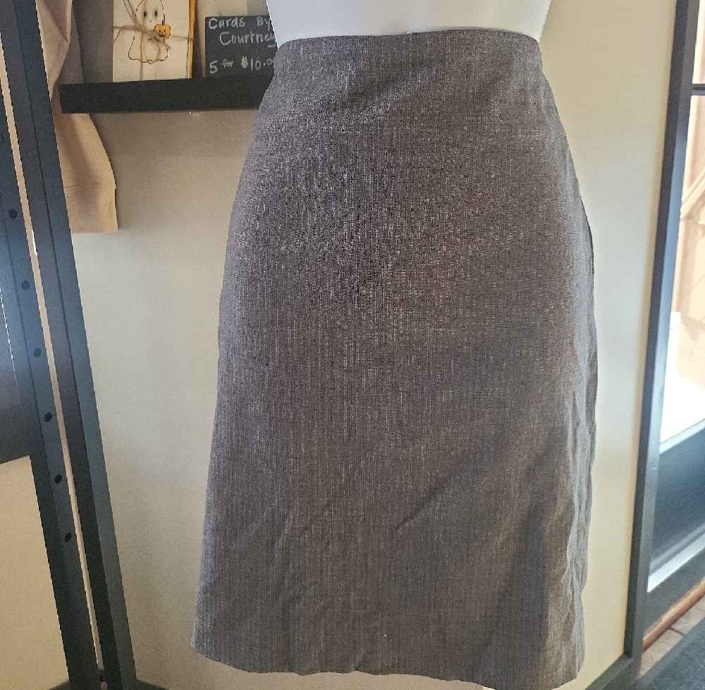 Banana Republic Elegant Gray Women's Skirt